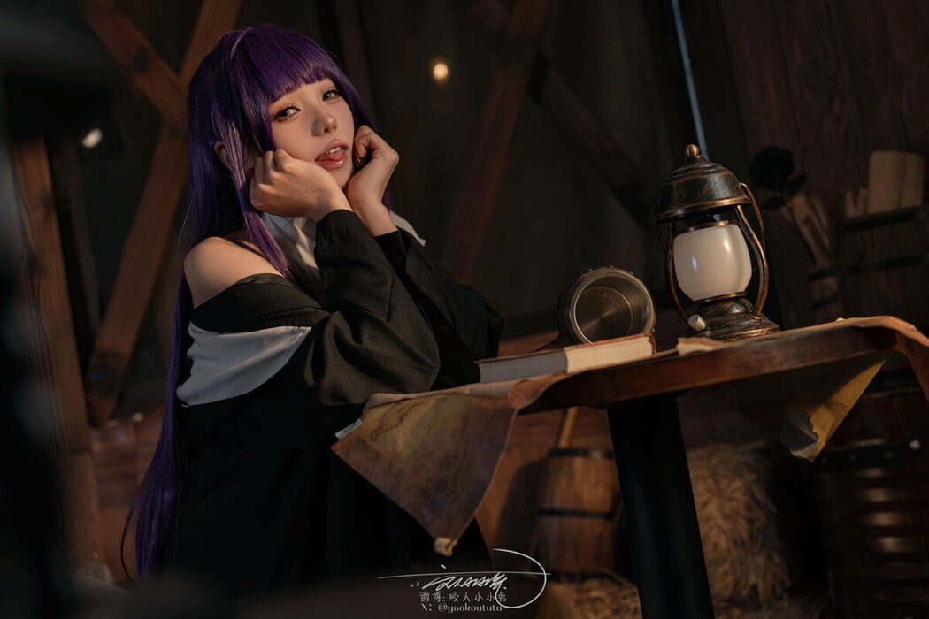 Coser@黏黏团子兔 – 5月作品『酩酊大喷菇』