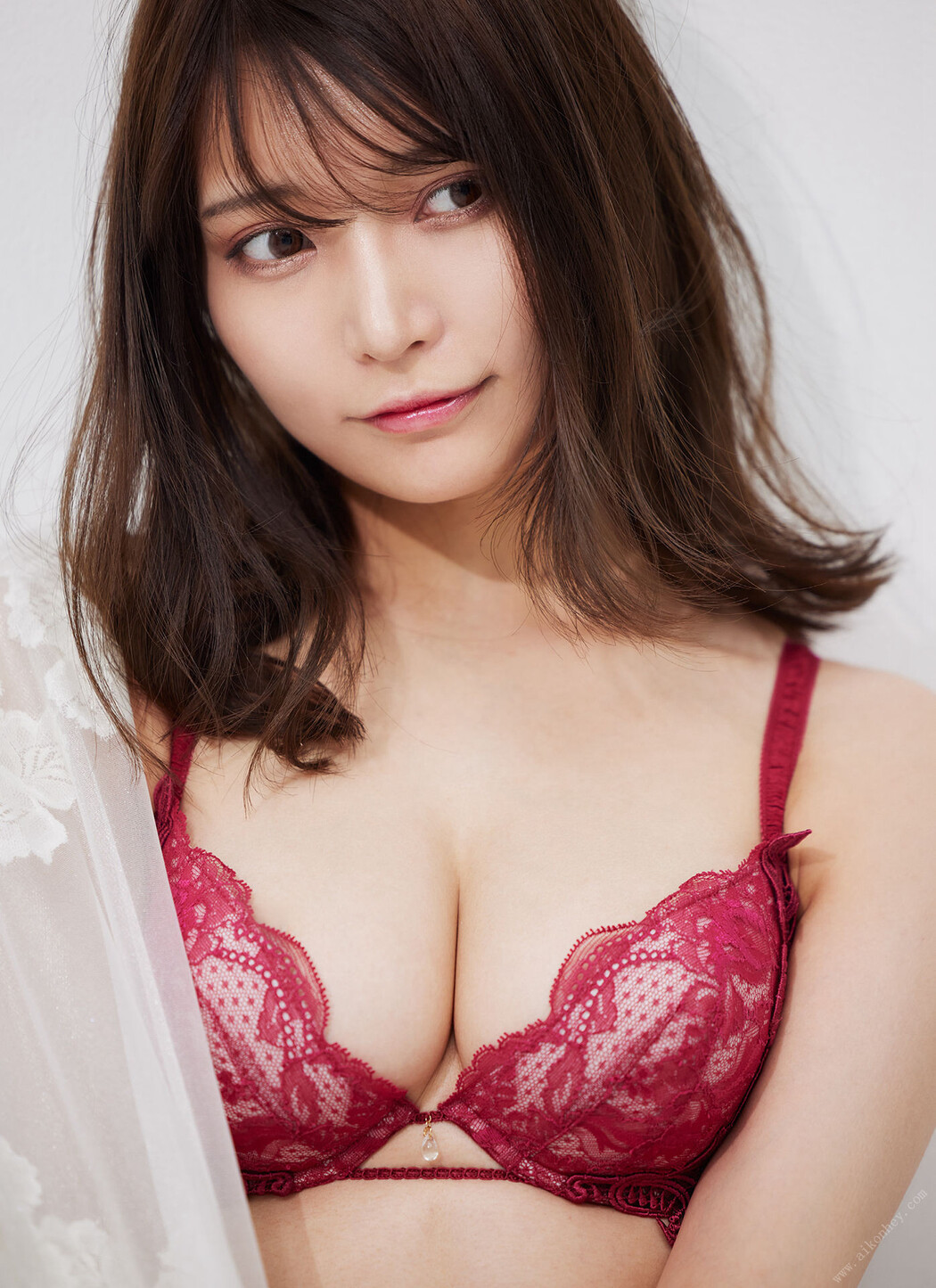 Sayaka Nitori 似鳥沙也加, TSUTAYA限定 似鳥沙也加 PhotoBook 「PURE」 Set.03