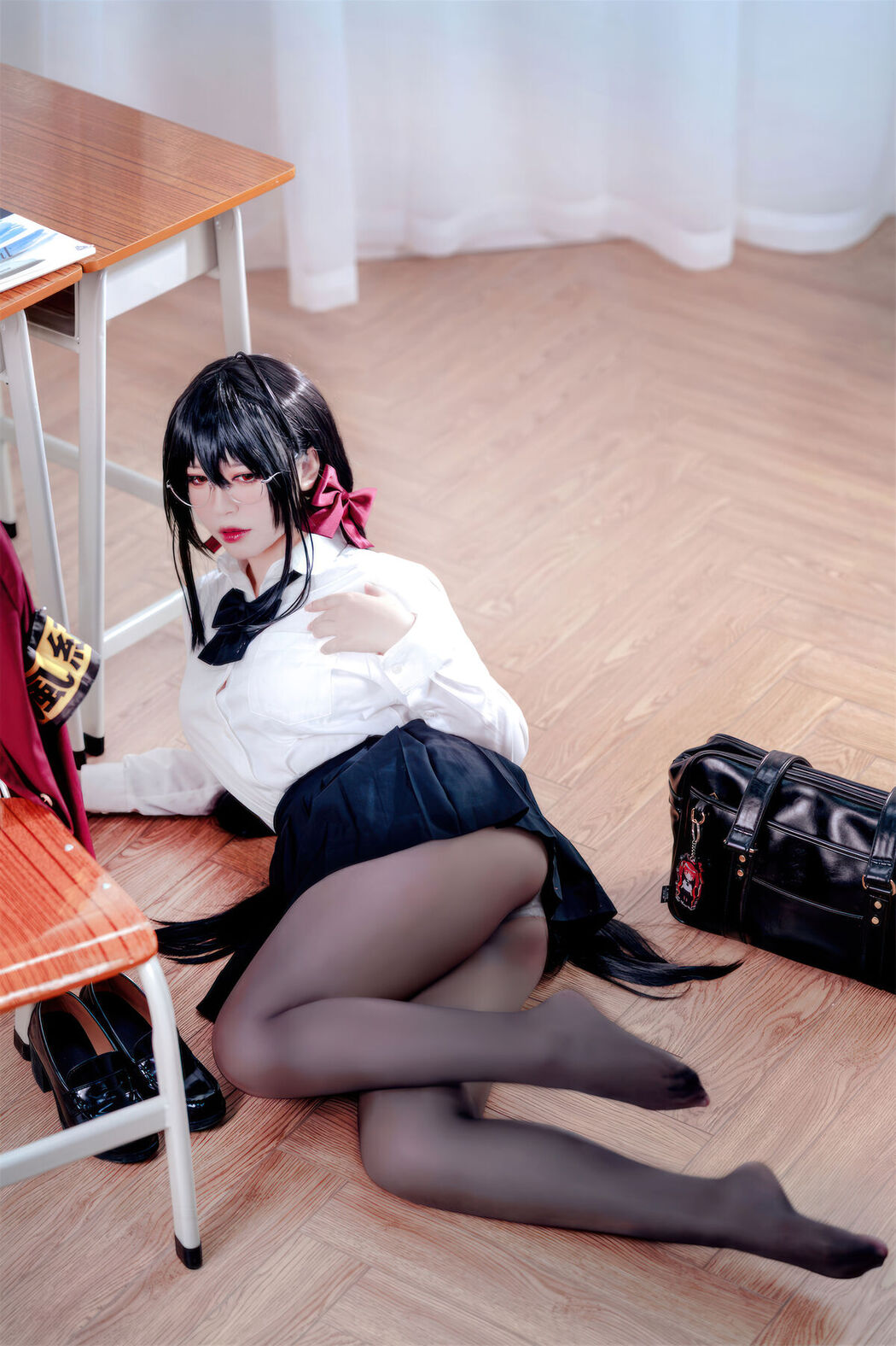 Coser@半半子 – 大凤 风纪委员