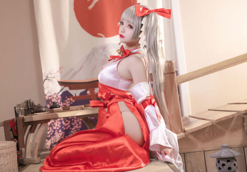 Coser@日奈娇 – 碧蓝航线 可畏巫女