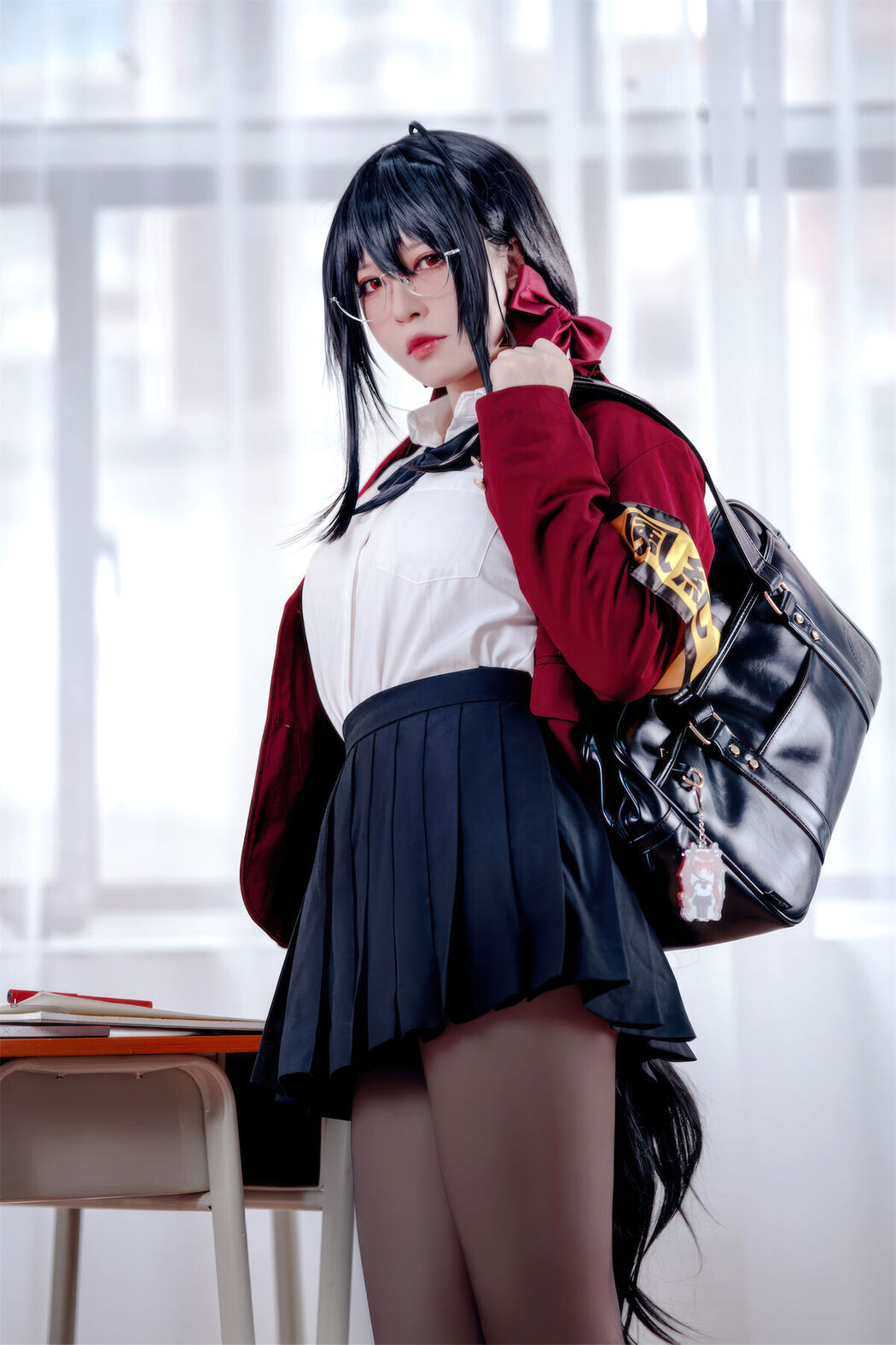 Coser@半半子 – 大凤 风纪委员