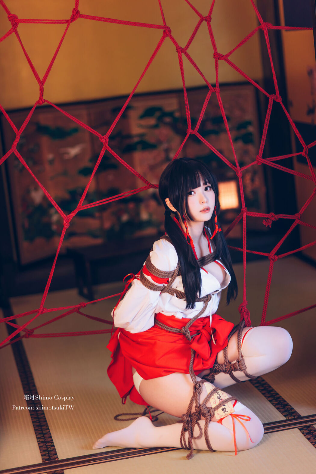 Coser@霜月shimo – 巫女捆绑