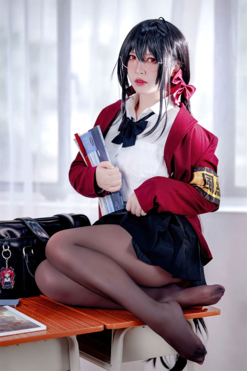 Coser@半半子 – 大凤 风纪委员