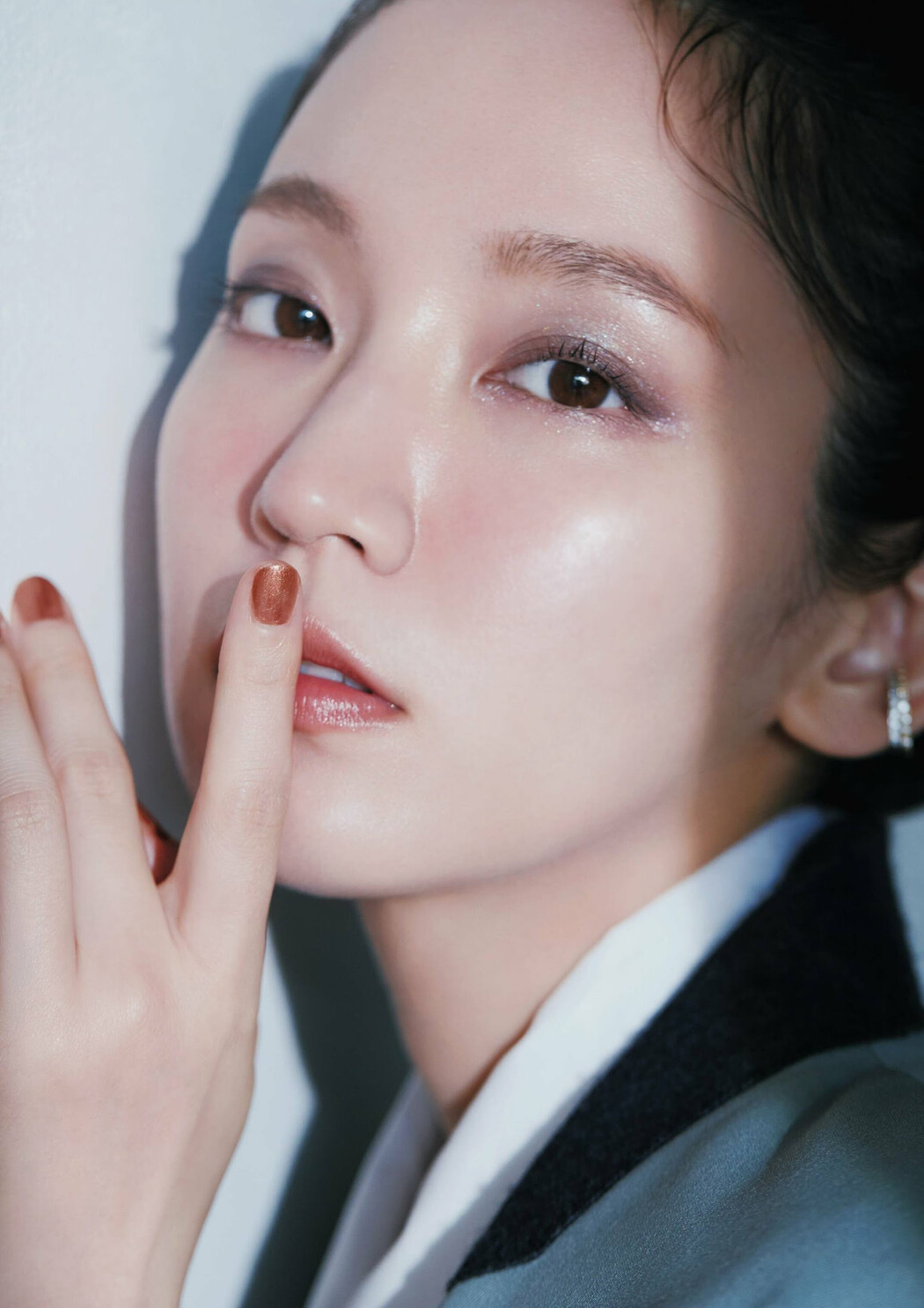 Riho Yoshioka 吉岡里帆, CYAN シアン 2023 ISSUE 38