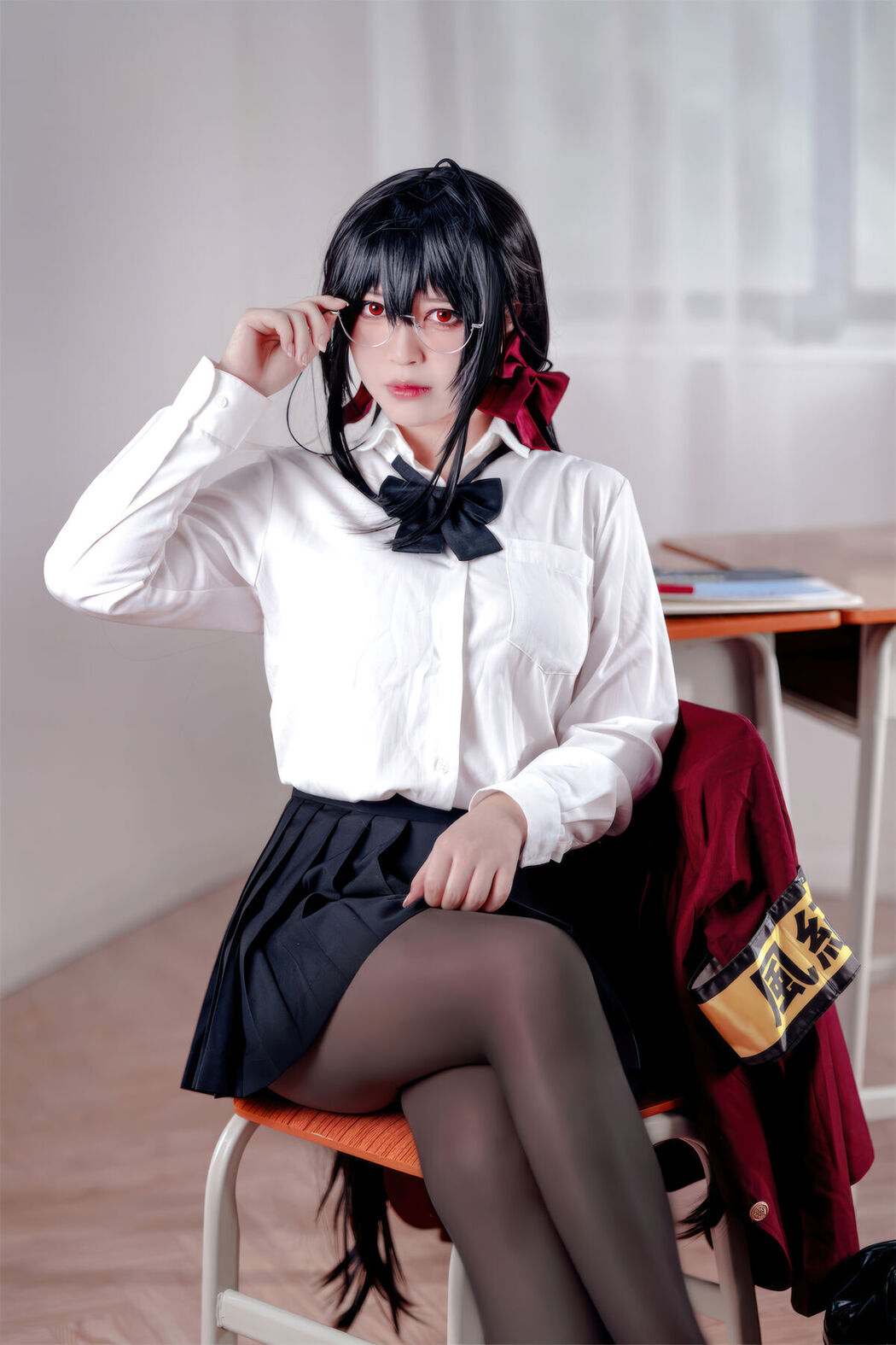 Coser@半半子 – 大凤 风纪委员