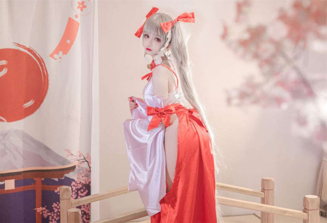 Coser@日奈娇 – 碧蓝航线 可畏巫女