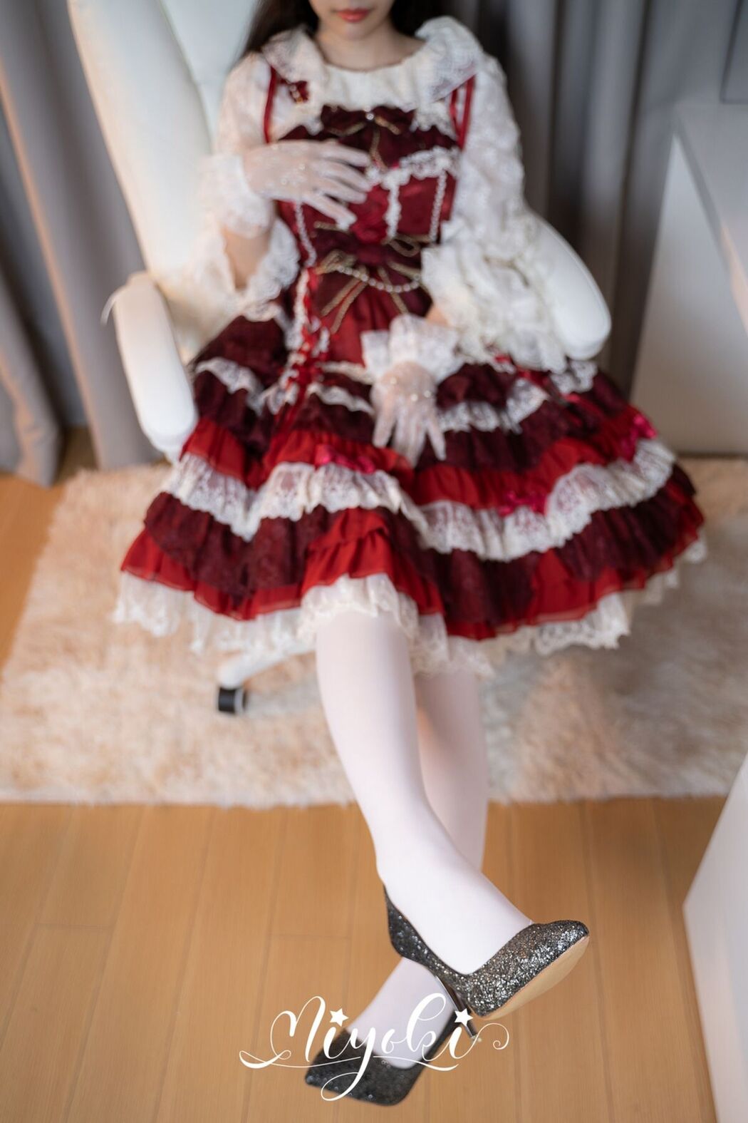 Coser@铃木美咲 Misaki Suzuki – LO Girl Who Loves Friends 洛丽塔少女