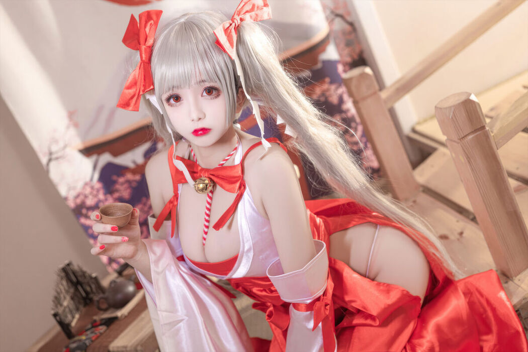 Coser@日奈娇 – 碧蓝航线 可畏巫女