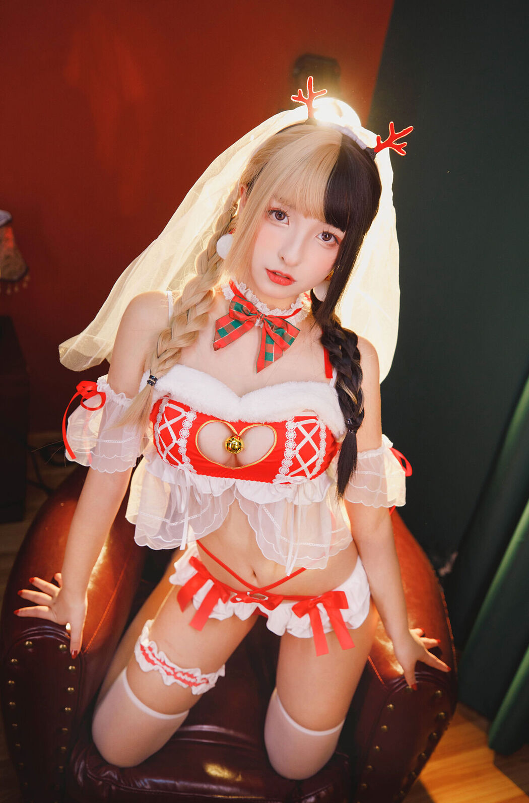 Coser@神楽坂真冬 Vol.074 绝对企画-圣诞小鹿 鹿の恩返し Part2