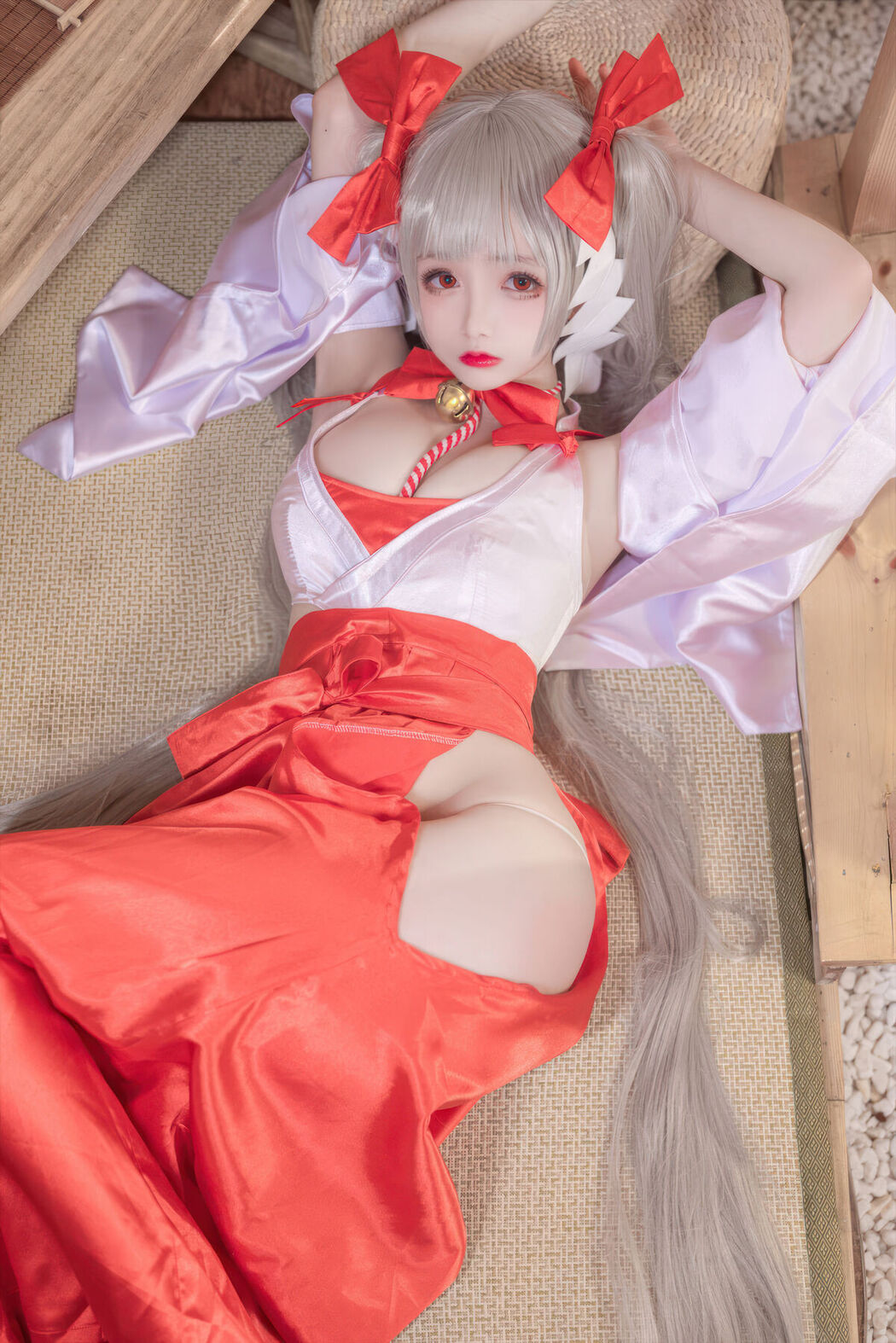 Coser@日奈娇 – 碧蓝航线 可畏巫女