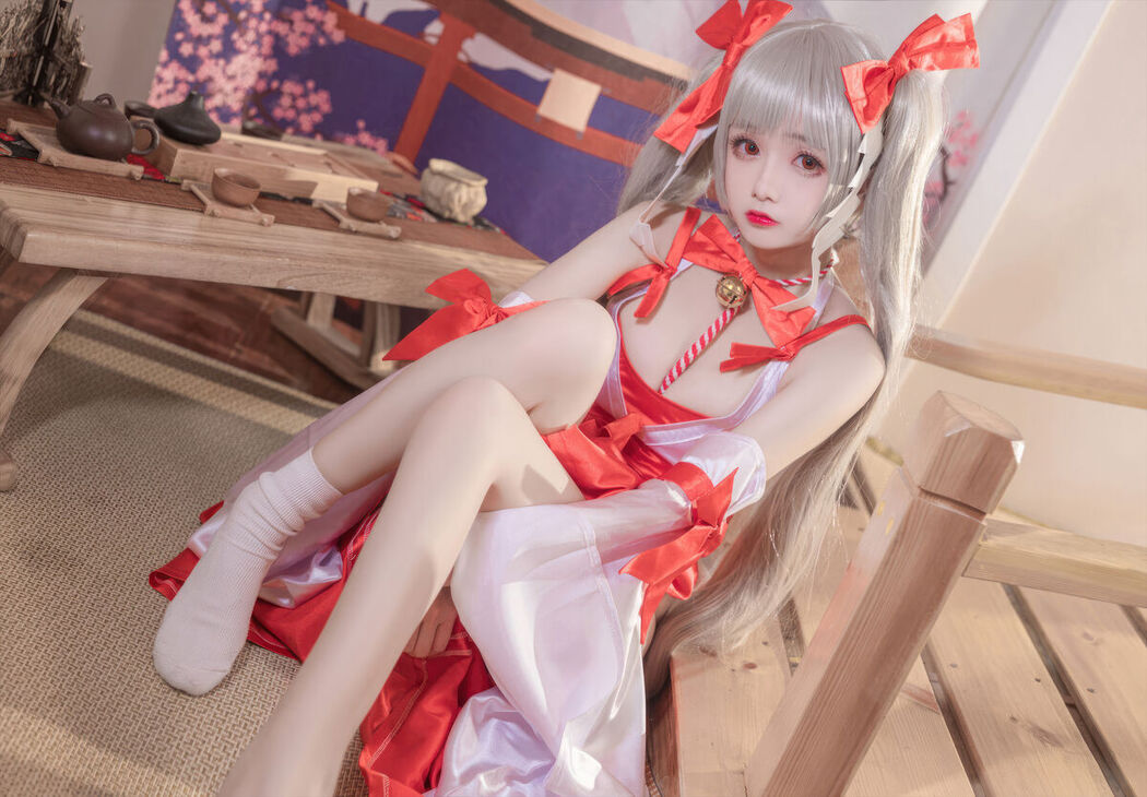 Coser@日奈娇 – 碧蓝航线 可畏巫女