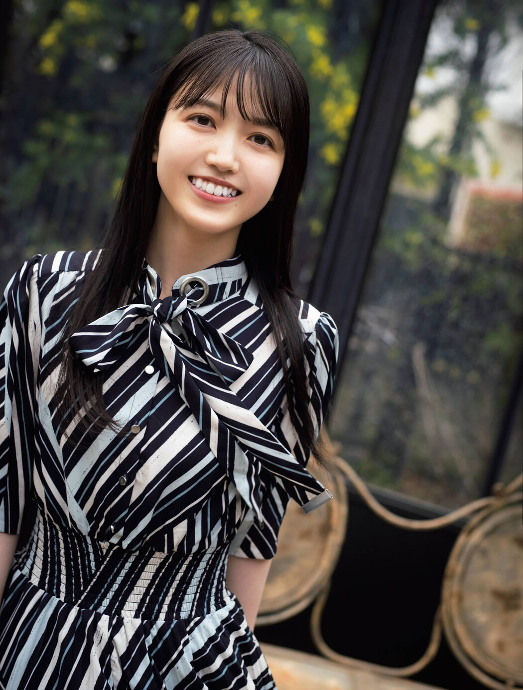 Shiori Kubo 久保史緒里, Platinum Flash 2022 Vol.18