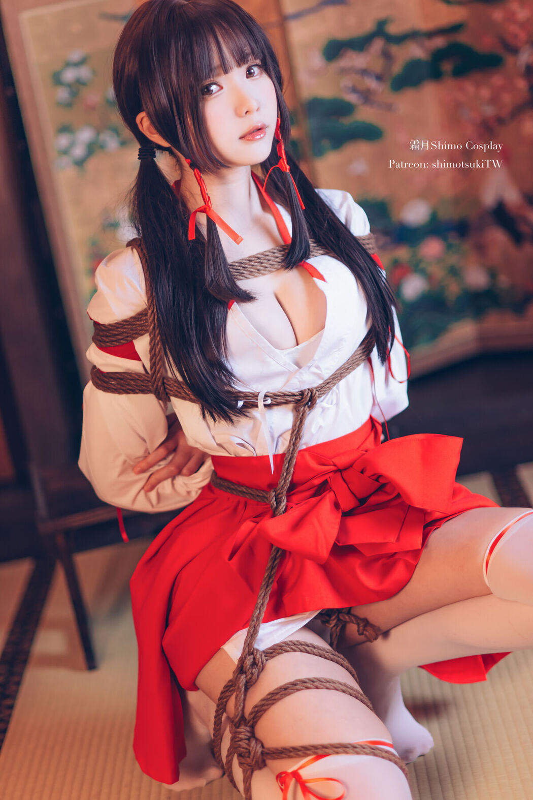 Coser@霜月shimo – 巫女捆绑