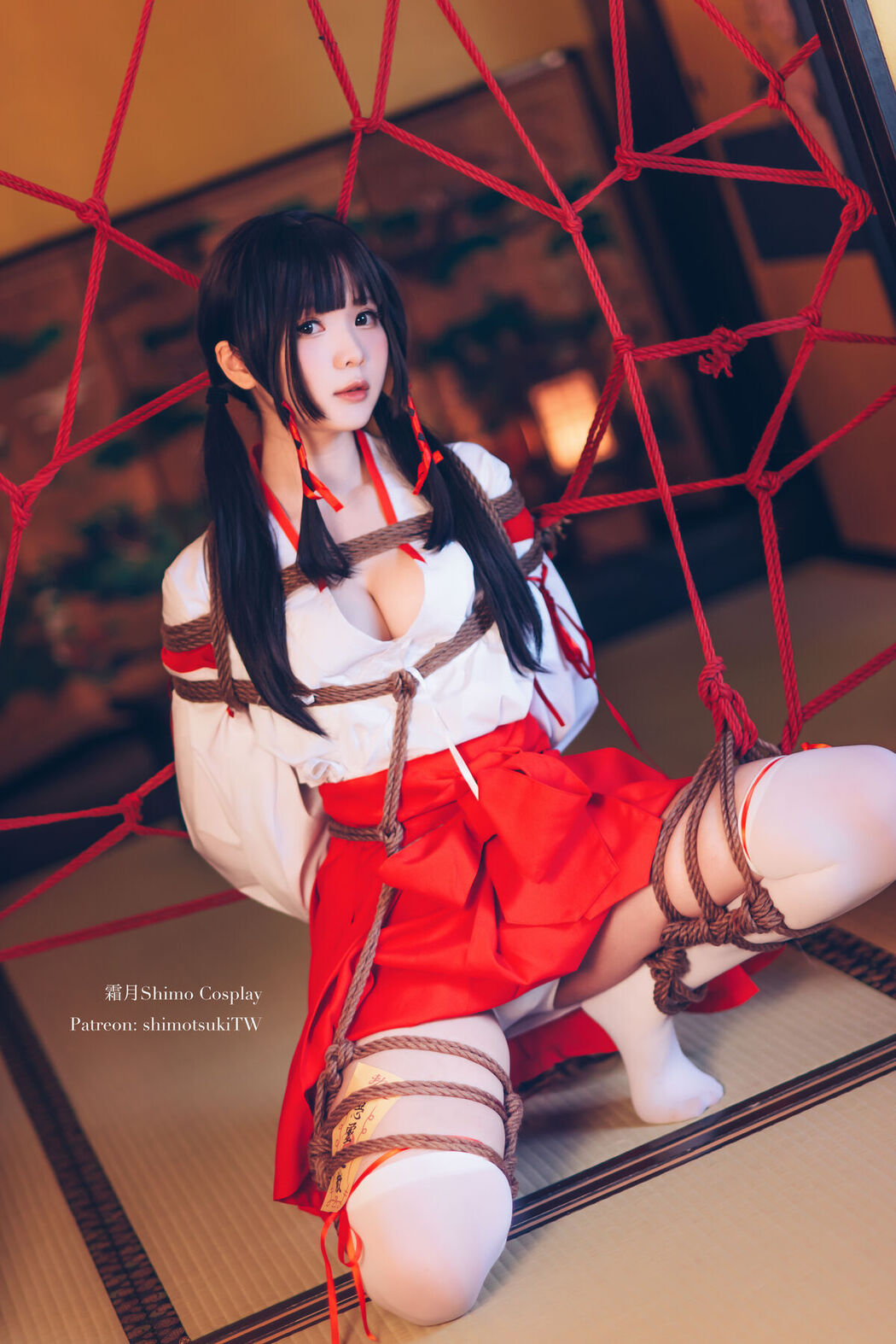 Coser@霜月shimo – 巫女捆绑