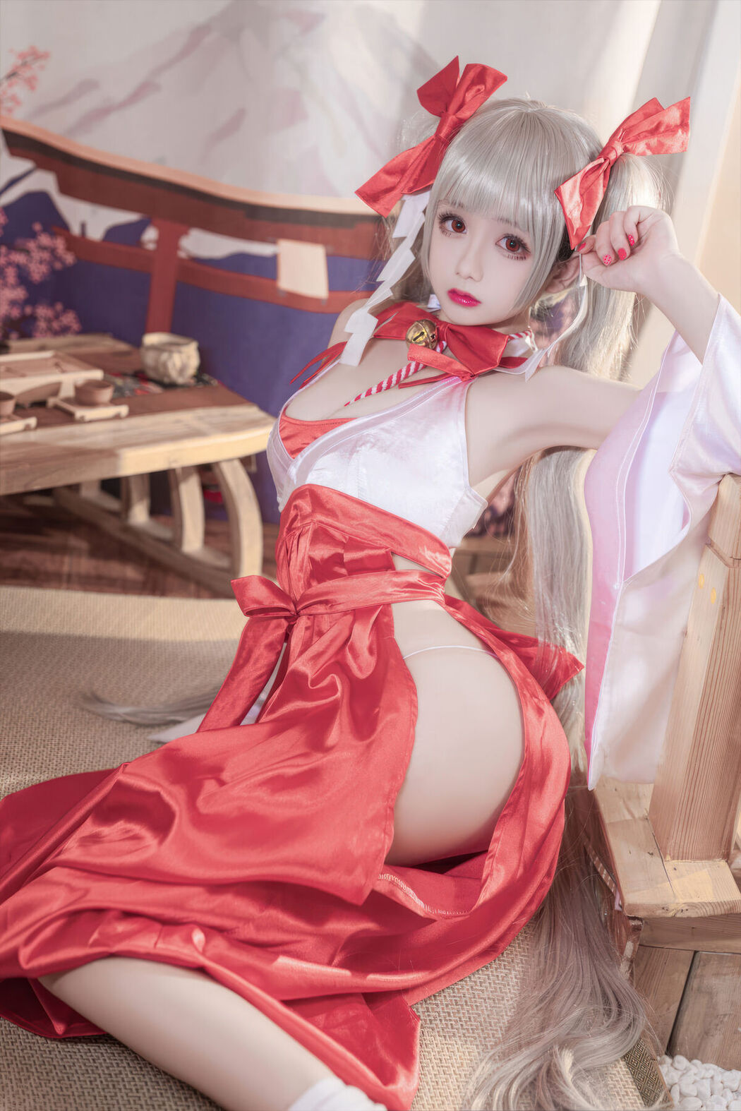 Coser@日奈娇 – 碧蓝航线 可畏巫女