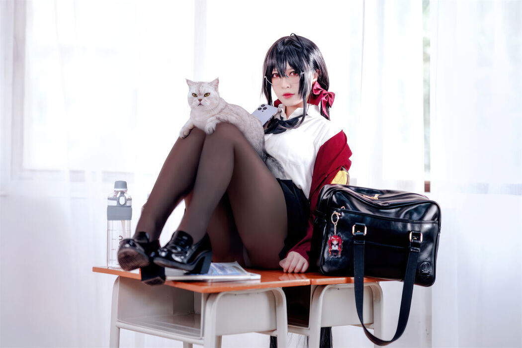 Coser@半半子 – 大凤 风纪委员