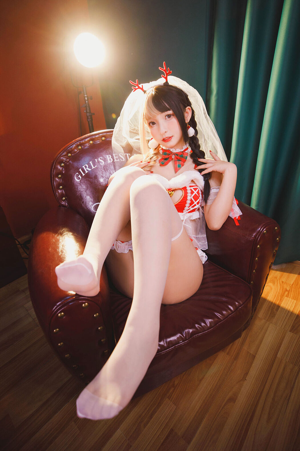 Coser@神楽坂真冬 Vol.074 绝对企画-圣诞小鹿 鹿の恩返し Part2