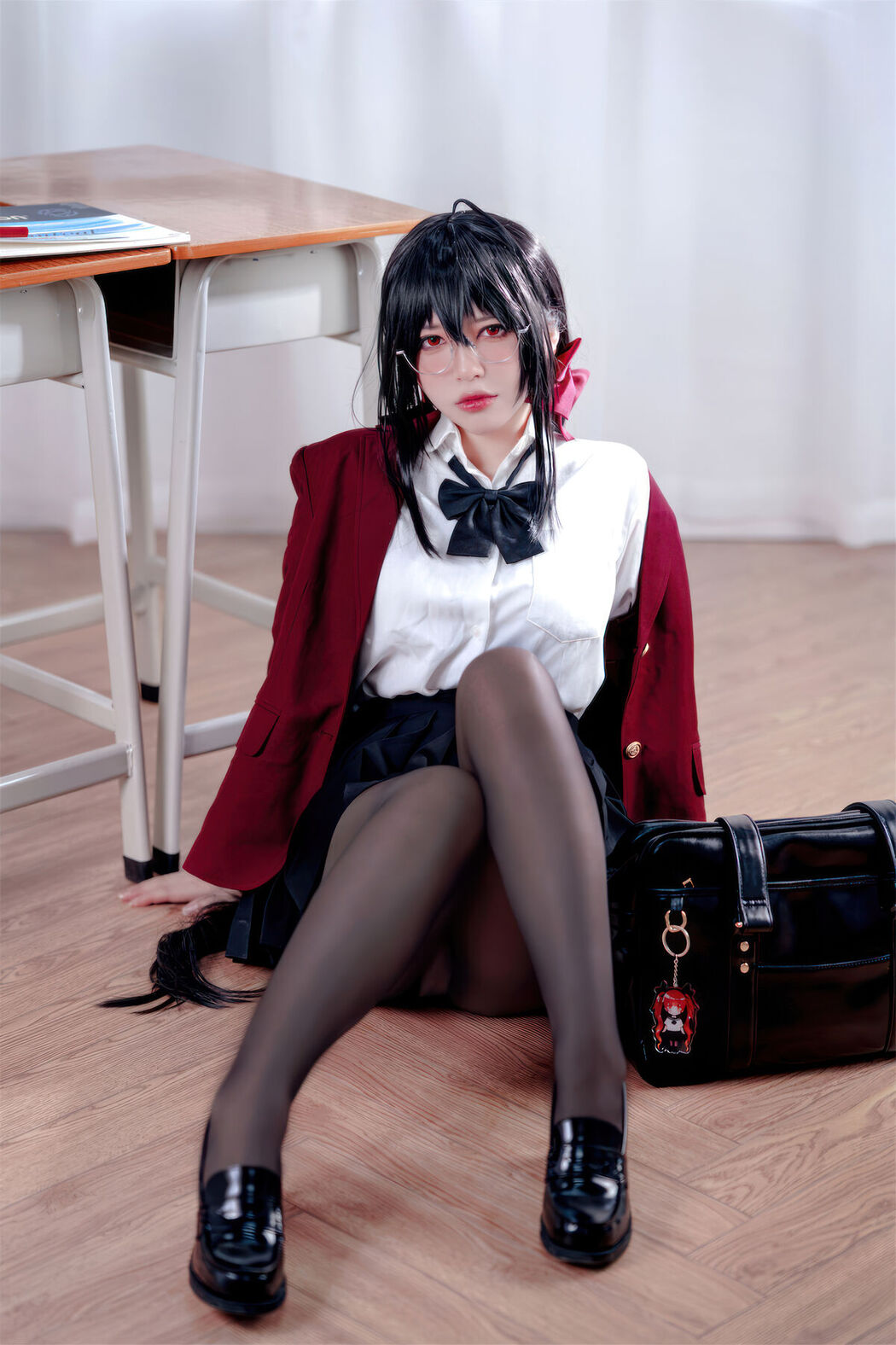 Coser@半半子 – 大凤 风纪委员