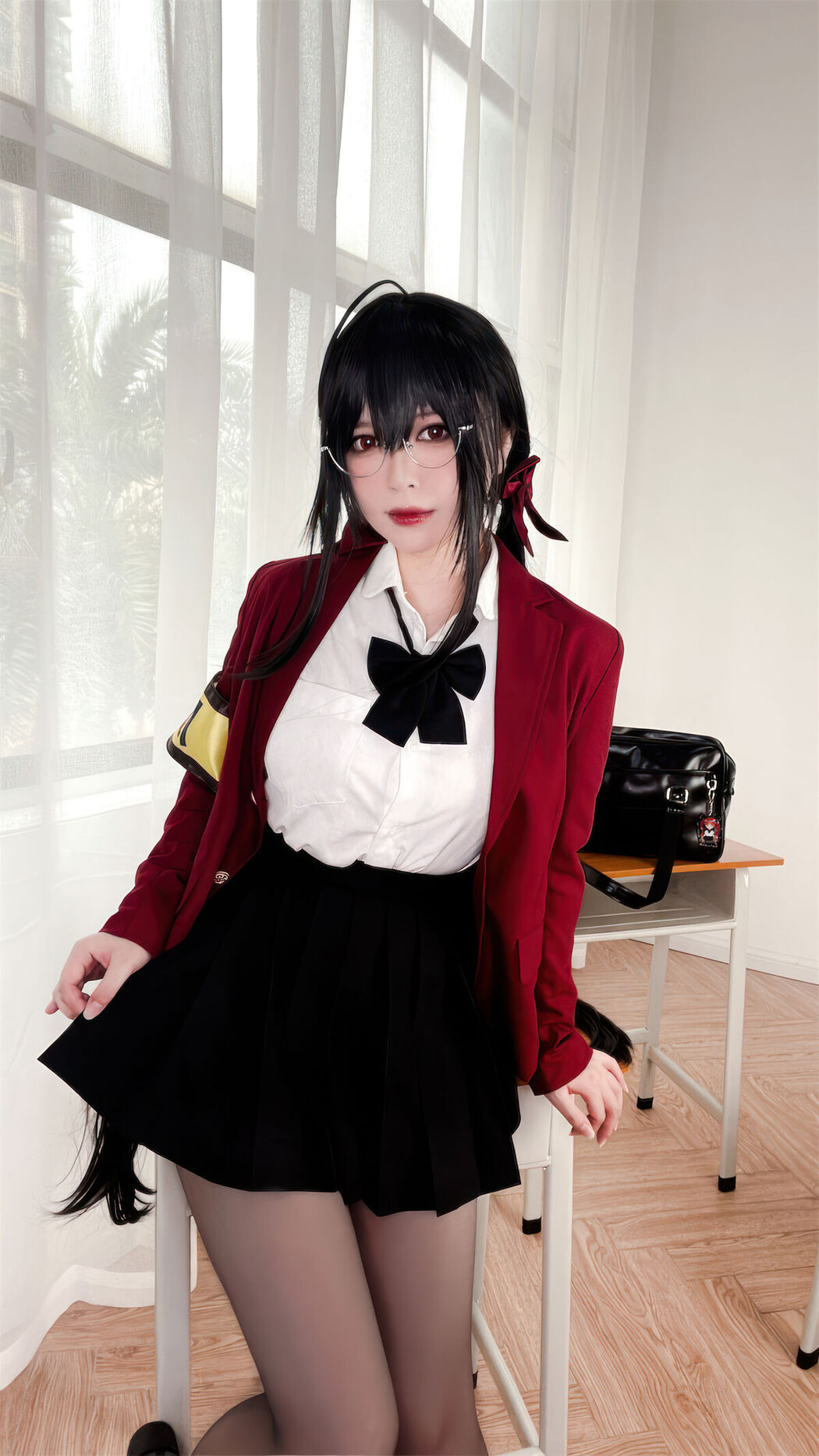 Coser@半半子 – 大凤 风纪委员