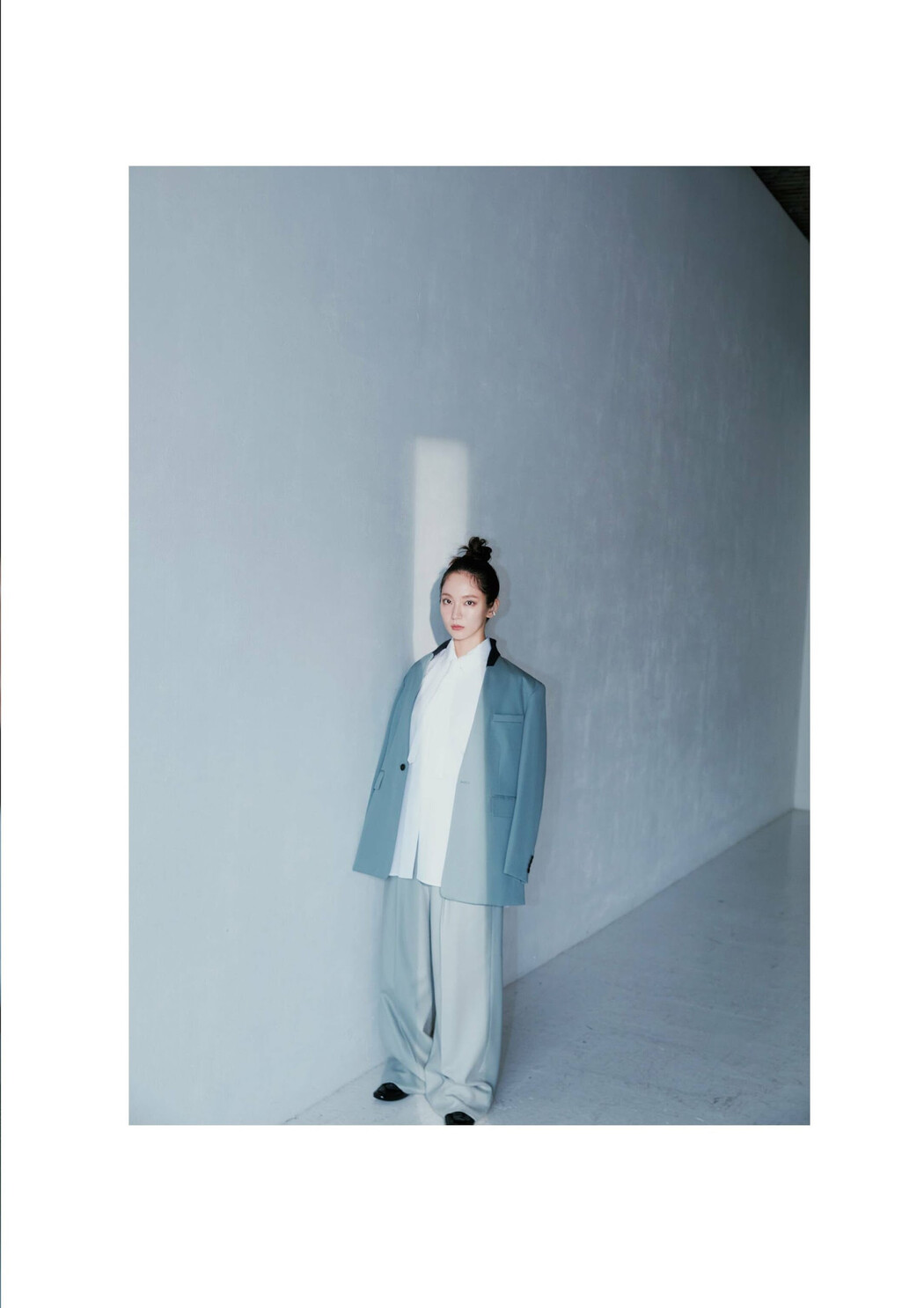 Riho Yoshioka 吉岡里帆, CYAN シアン 2023 ISSUE 38