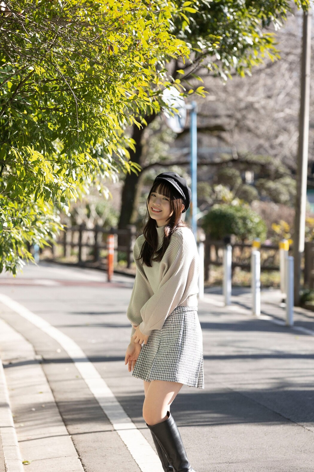 Nanako Kurosaki 黒嵜菜々子, ＦＲＩＤＡＹデジタル写真集 「少女卒業 Vol.2」 Set.01 Cover Photo