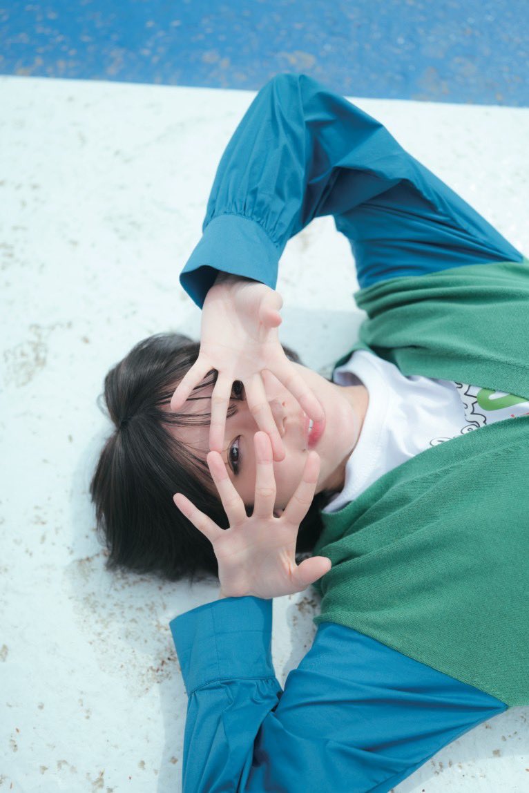 Momoka Onishi 大西桃香, FLASH グラビアBEST 2023年初秋