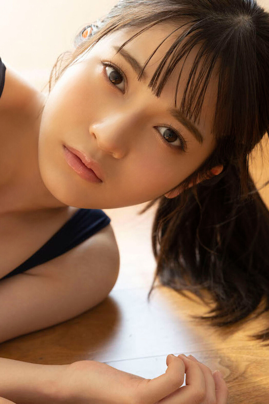 Nanako Kurosaki 黒嵜菜々子, ＦＲＩＤＡＹデジタル写真集 「少女卒業 Vol.2」 Set.04