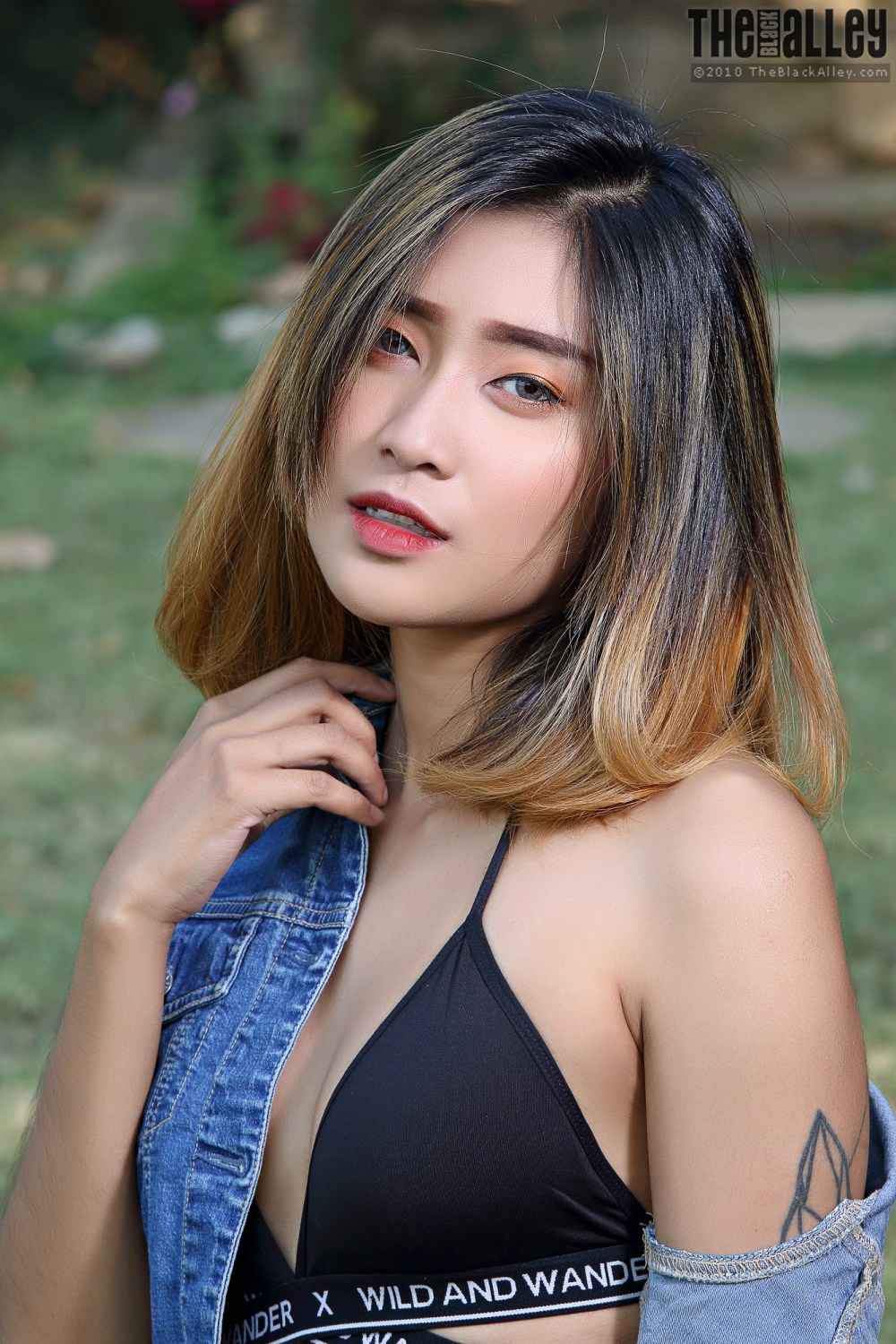 [The Black Alley] Apple Set.32 2019.01.17