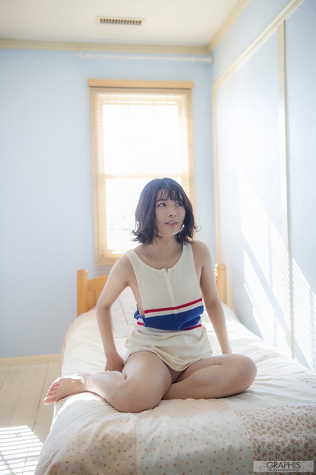 Hinata Koizumi 小泉ひなた, [Graphis] First Gravure Vol.04