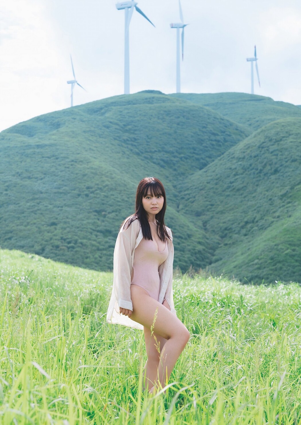 Yuzuha Hongo 本郷柚巴, Weekly Playboy 2023 No.43 (週刊プレイボーイ 2023年43号)