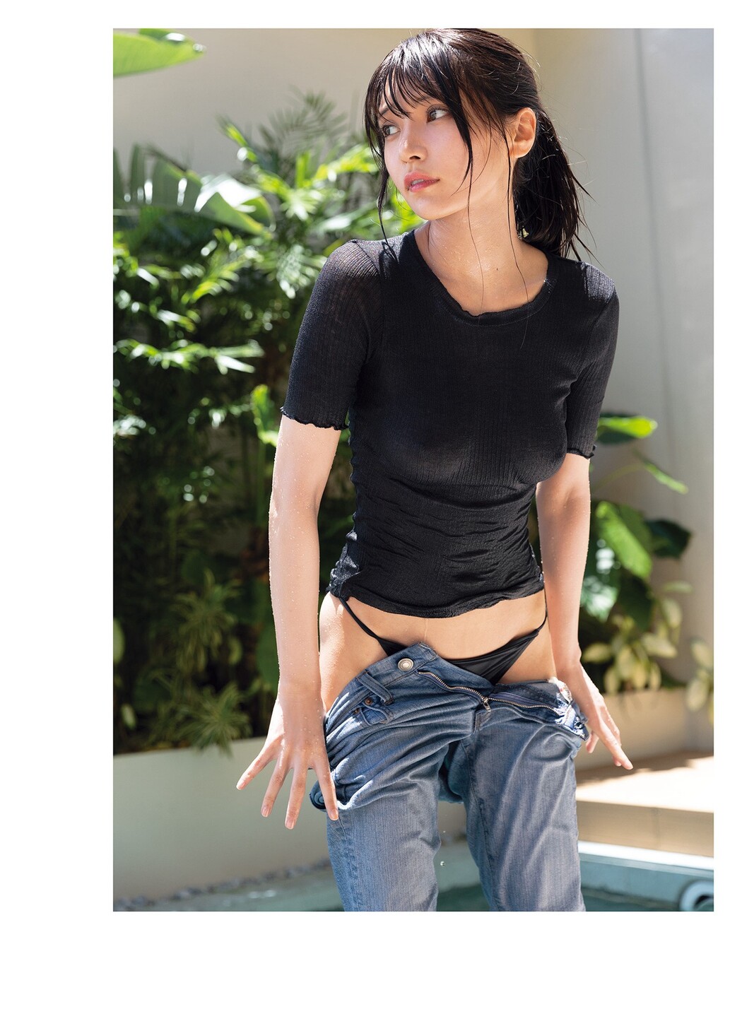 Sayaka Nitori 似鳥沙也加, 1st写真集 「Ribbon」 Set.03