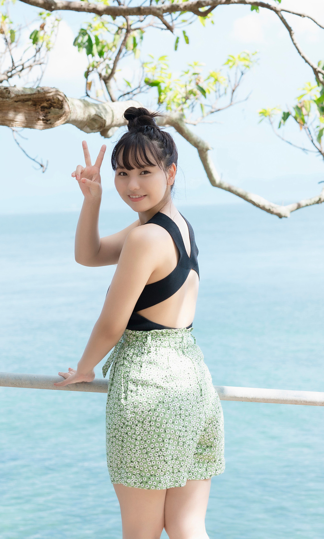 Yuzuha Hongo 本郷柚巴, 週プレ プラス！ 「大人ゆずはじめました」 Set.01