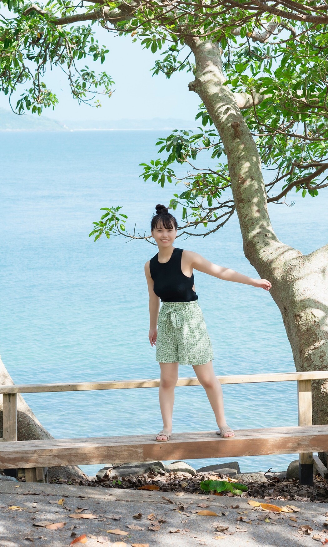 Yuzuha Hongo 本郷柚巴, 週プレ プラス！ 「大人ゆずはじめました」 Set.01