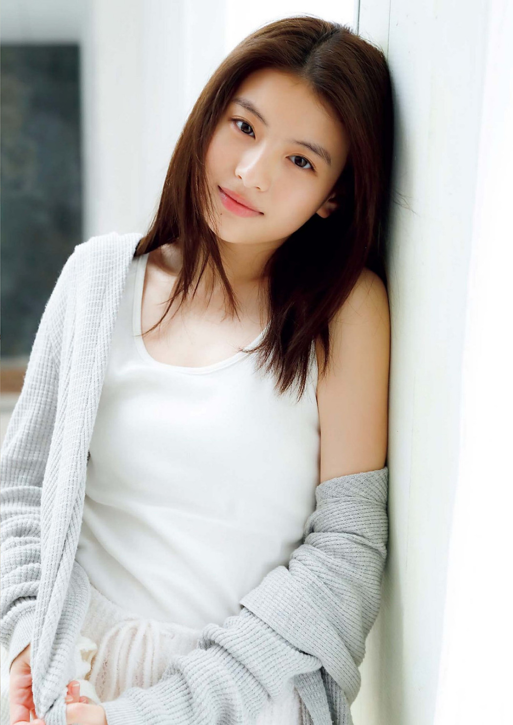 Natsuki Deguchi 出口夏希, Big Comic Spirits 2023 No.43 (ビッグコミックスピリッツ 2023年43号)