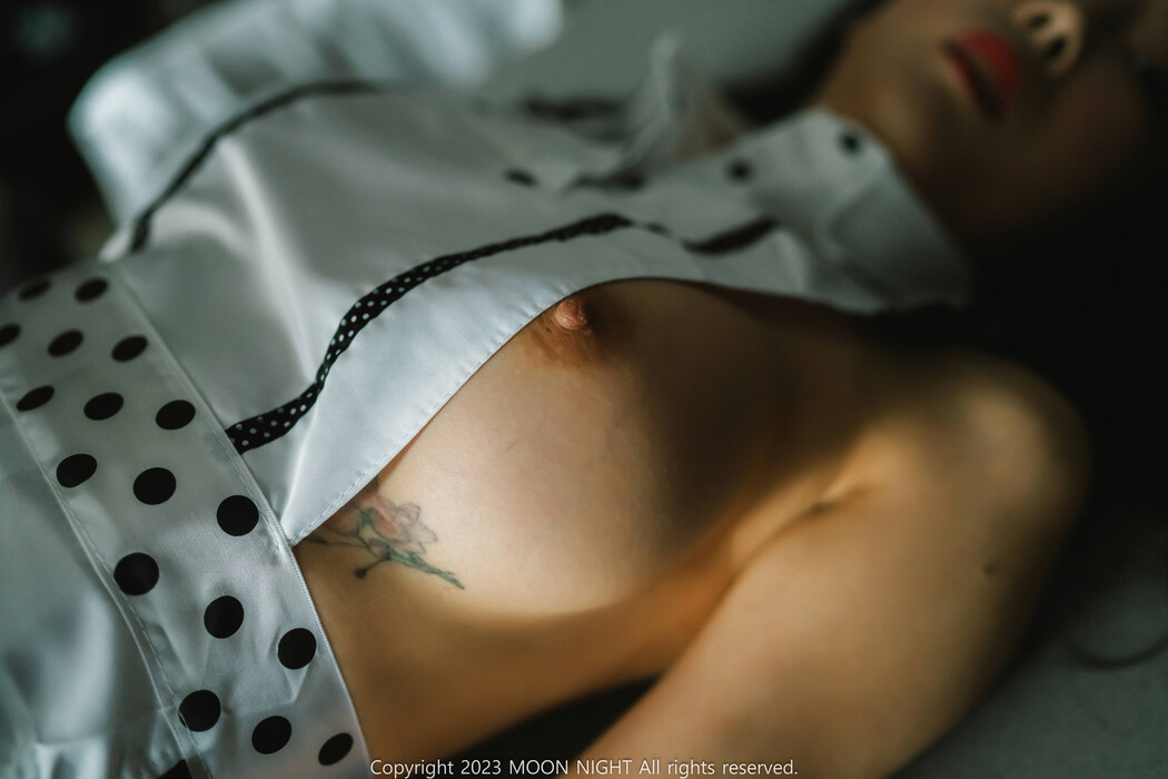 Mona 모나, [Moon Night Snap] One Good Day