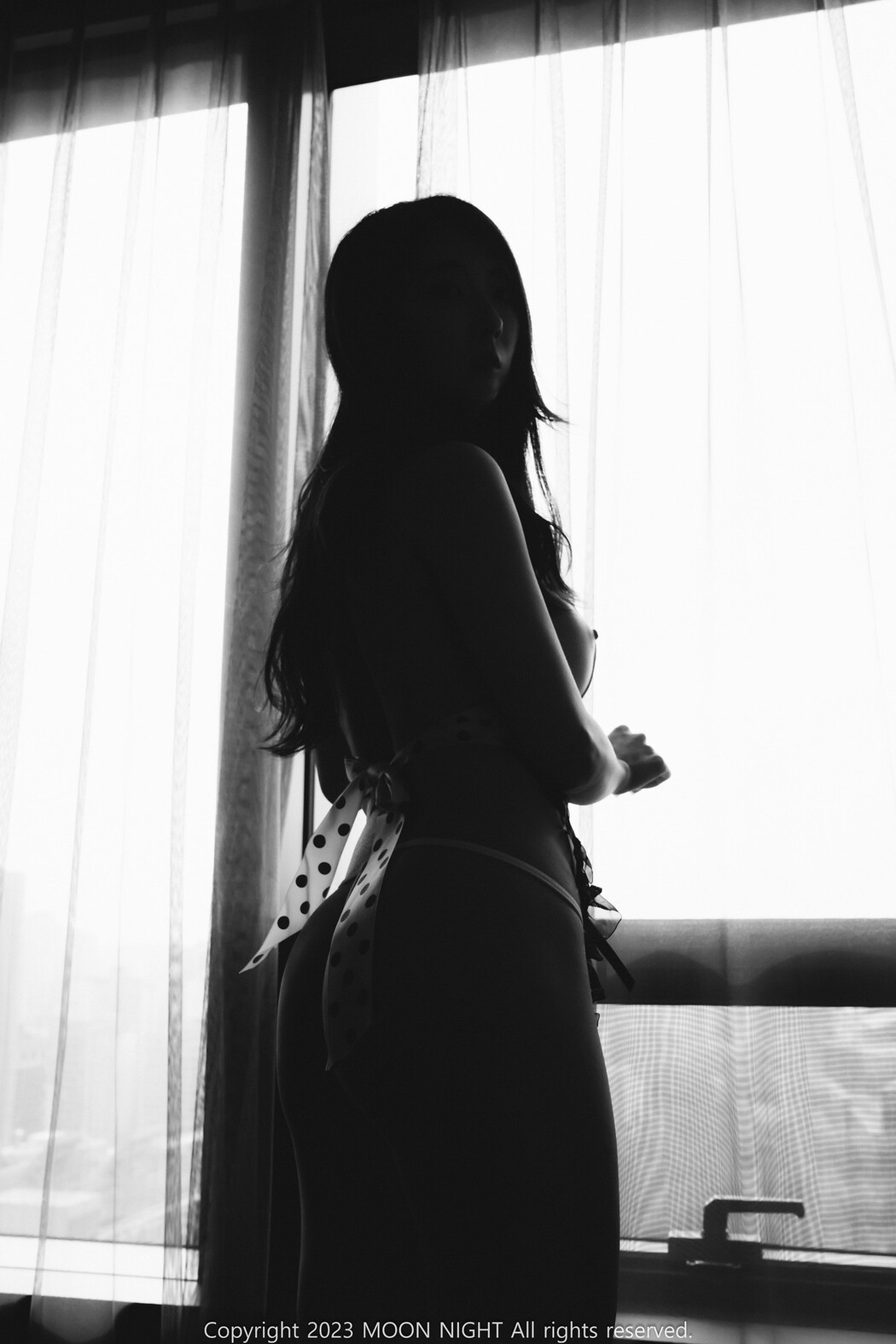 Mona 모나, [Moon Night Snap] One Good Day