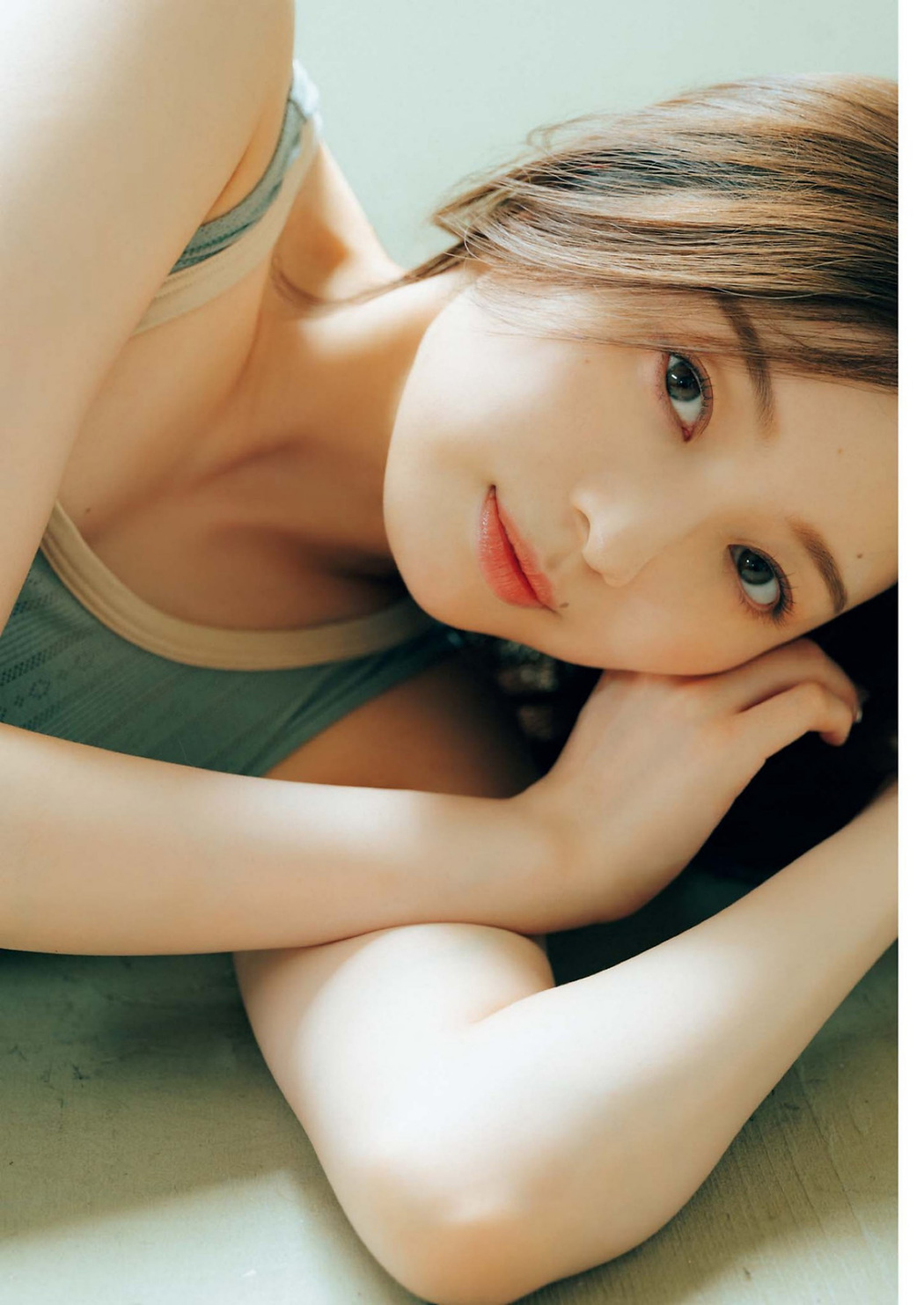 Minami Umezawa 梅澤美波, Big Comic Spirits 2023 No.39 (ビッグコミックスピリッツ 2023年39号)