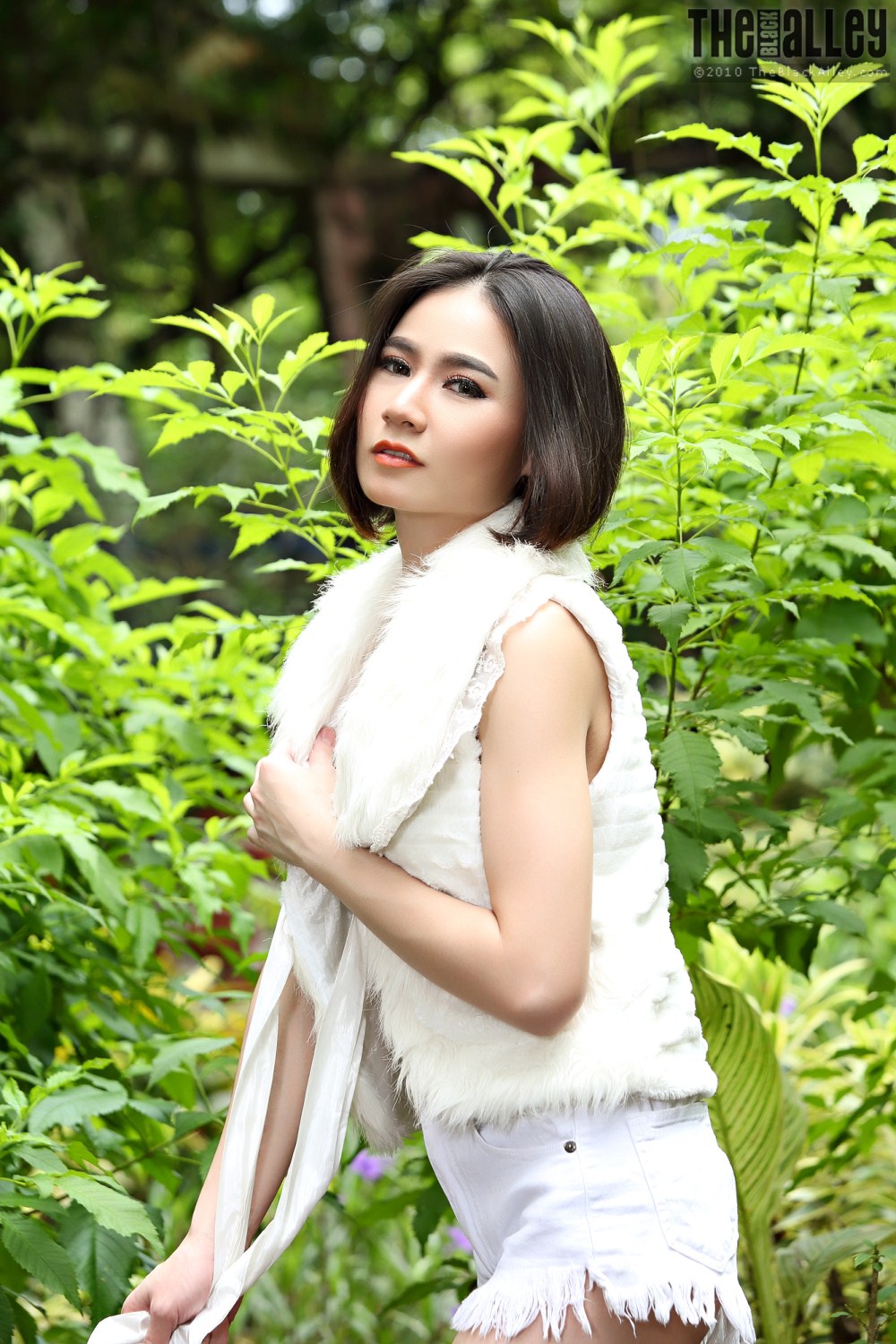 [The Black Alley] Ellie Set.22 2018.08.02 Cover Photo