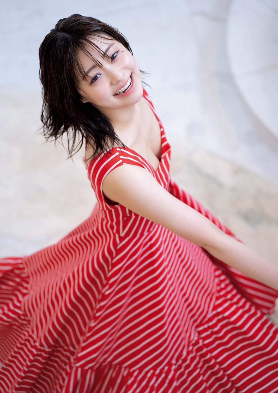 Sakura Tazaki 田﨑さくら, Big Comic Spirits 2023 No.46 (ビッグコミックスピリッツ 2023年46号)