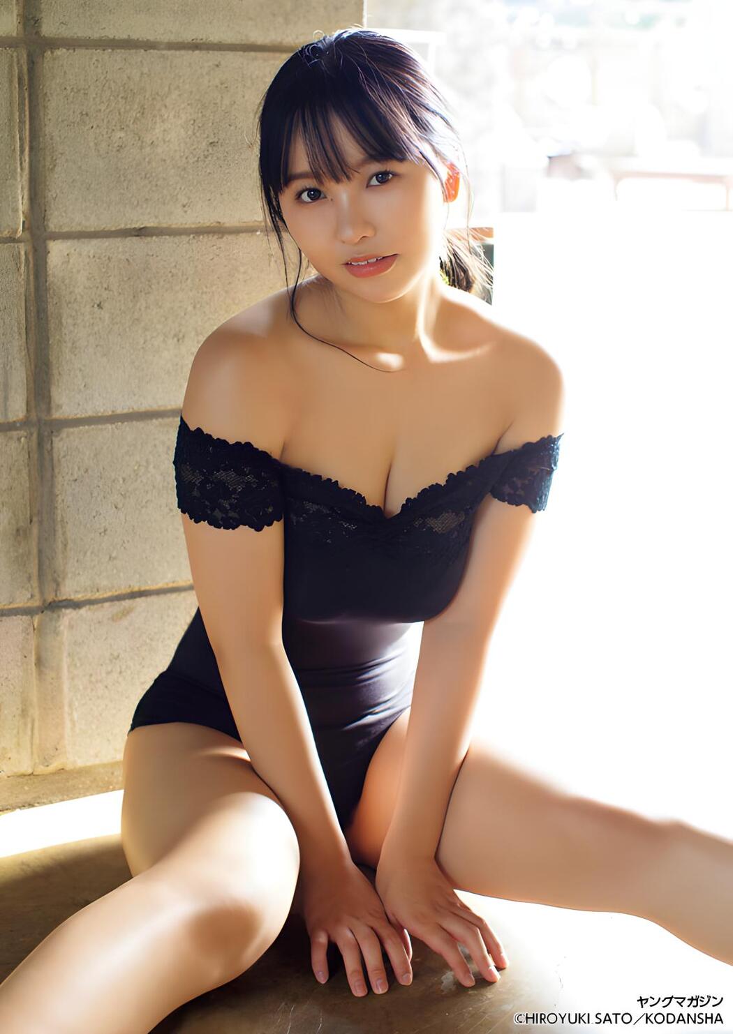 Yuzuha Hongo 本郷柚巴, Young Magazine 2023 No.46 (ヤングマガジン 2023年46号)