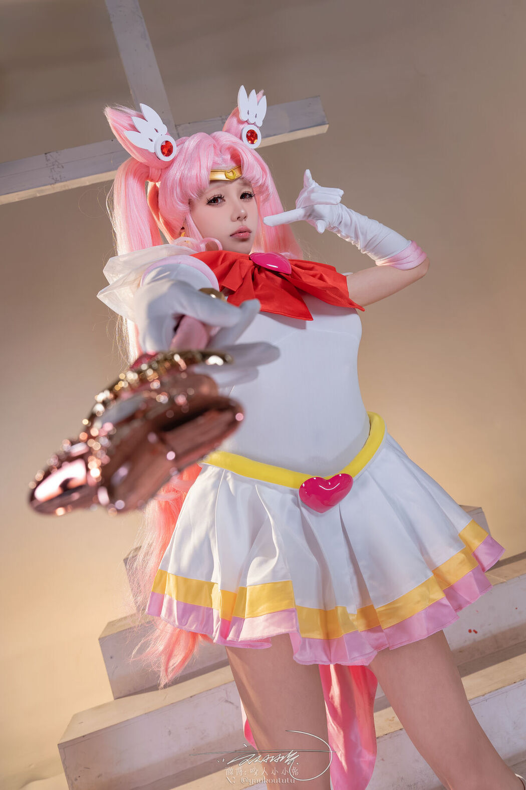 Coser@黏黏团子兔 – 小小兔大危机