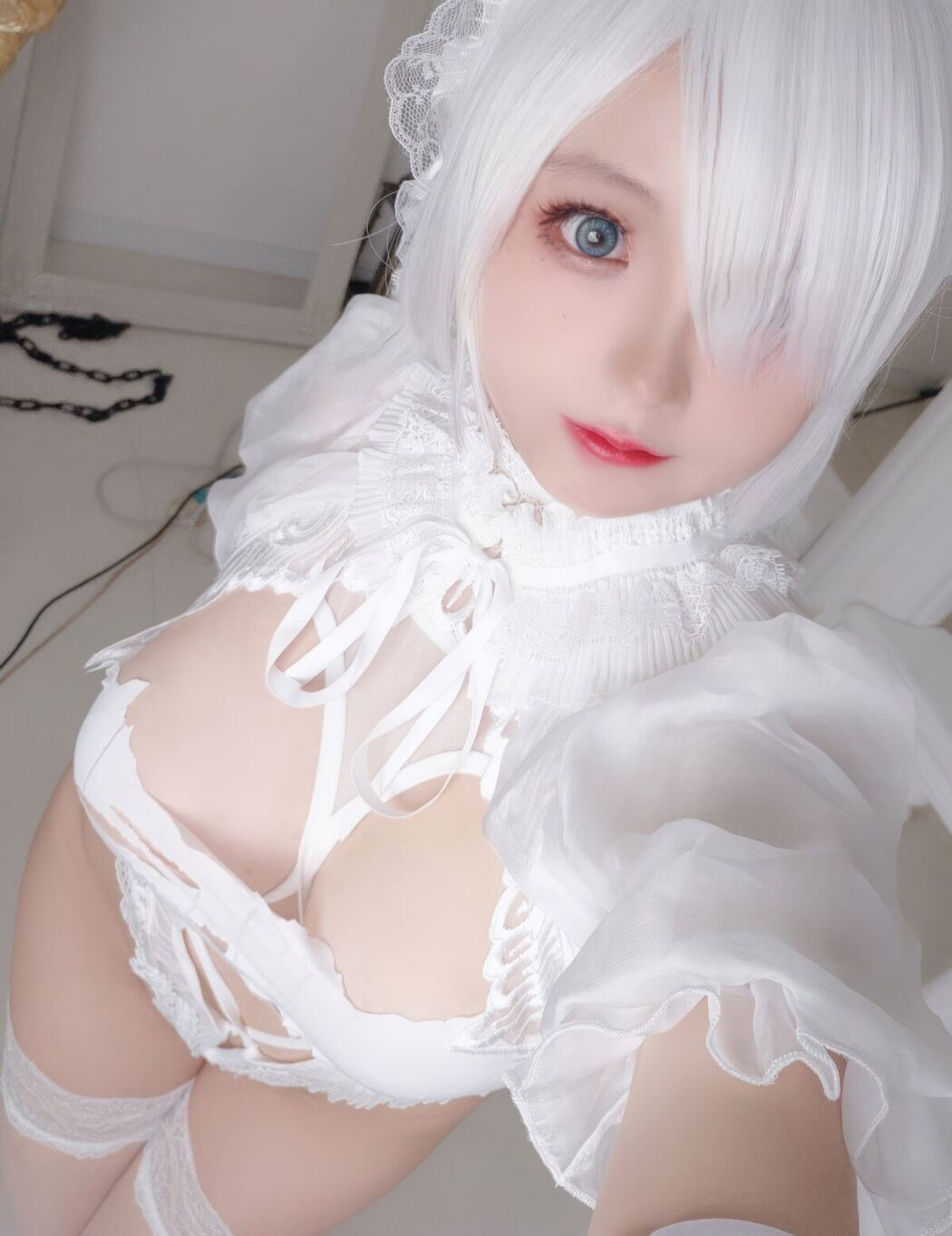 Coser@日奈娇 – 白色花嫁