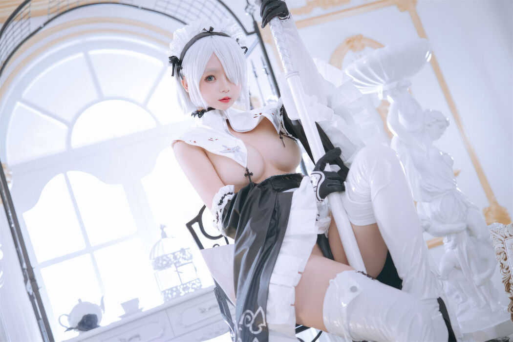 Coser@日奈娇 – 2B奶盖女仆