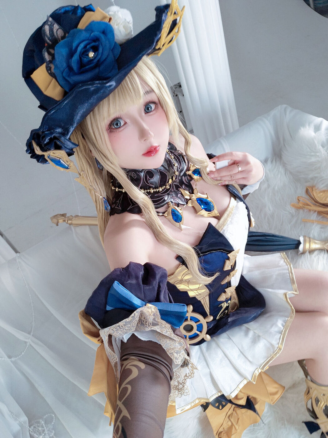 Coser@日奈娇 – 原神 娜维娅