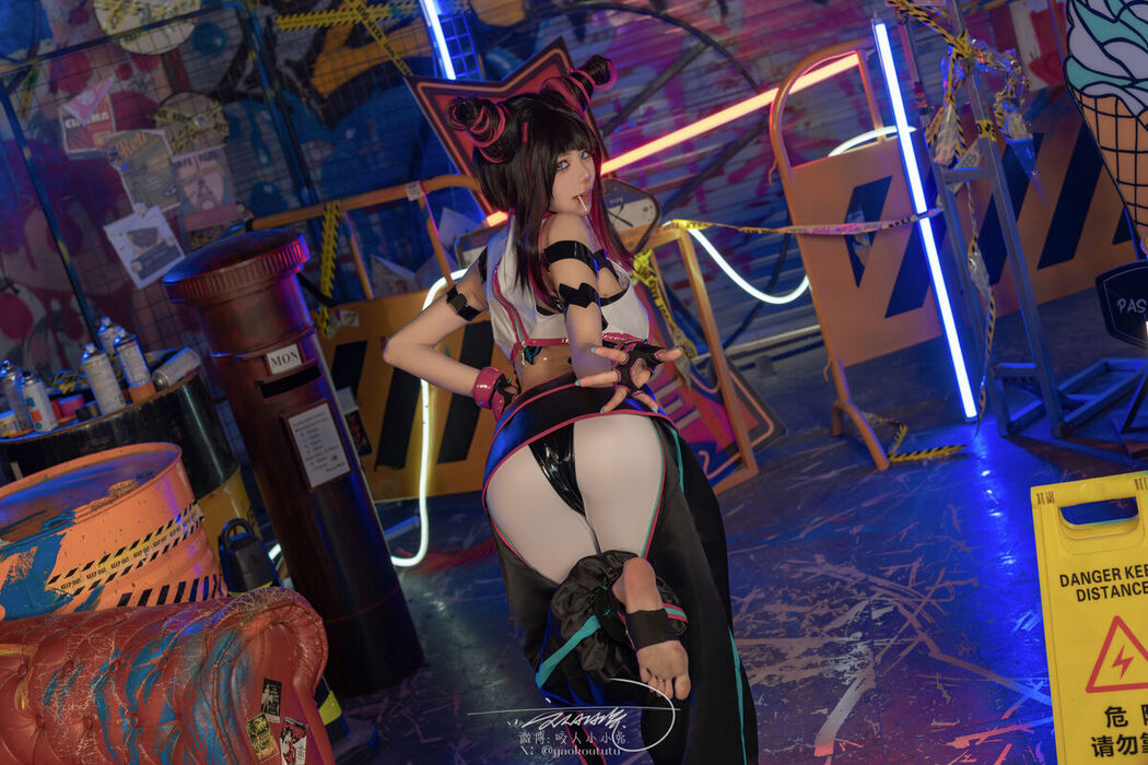 Coser@黏黏团子兔 – 街霸 韩蛛俐