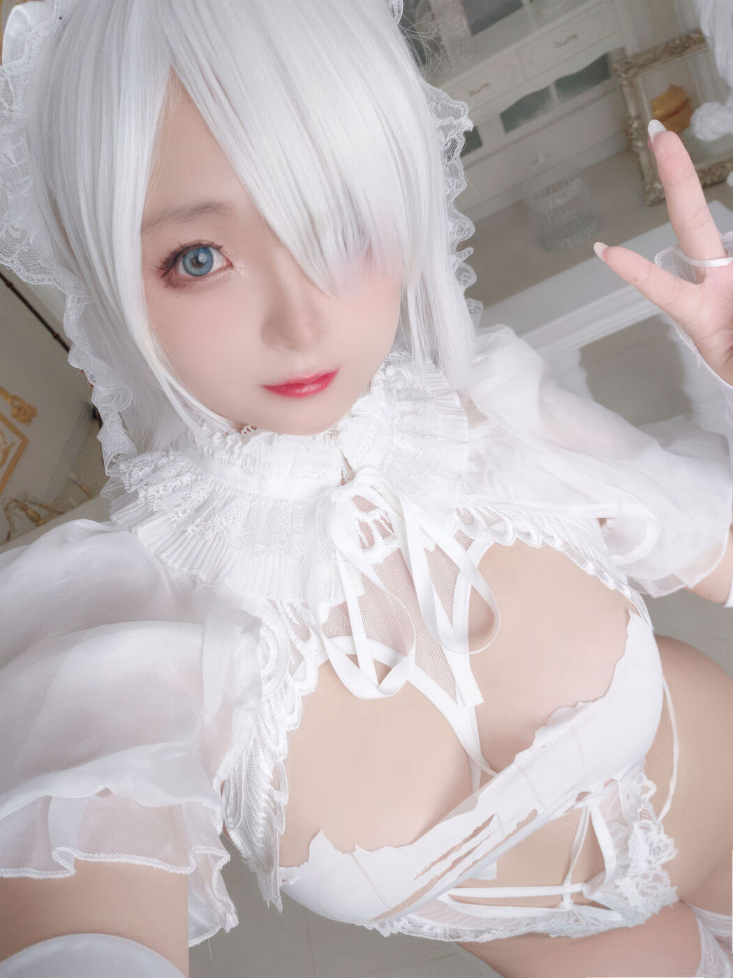 Coser@日奈娇 – 白色花嫁