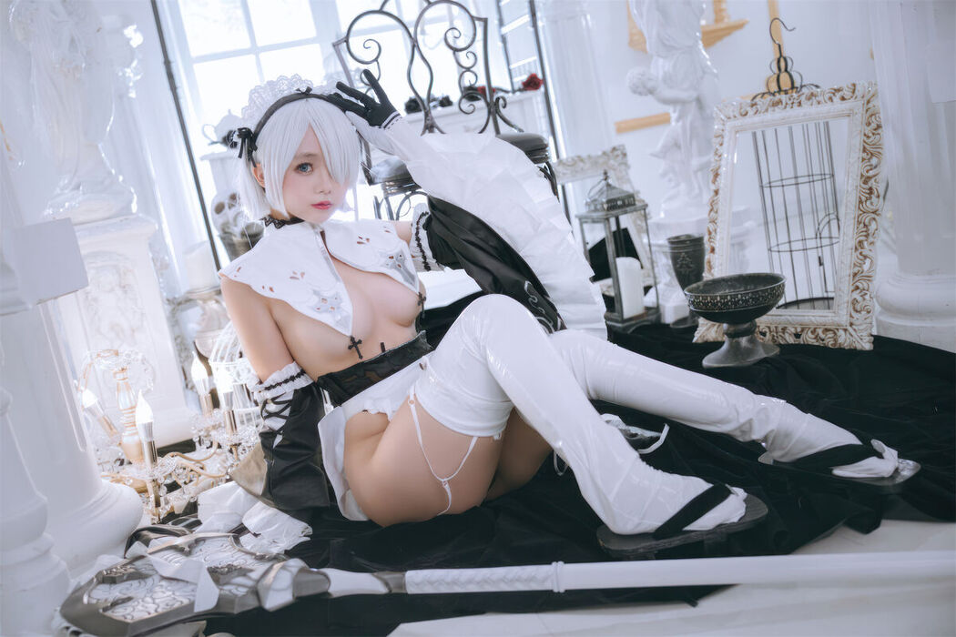 Coser@日奈娇 – 2B奶盖女仆