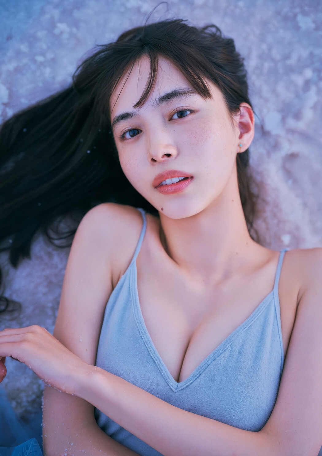 Hiroe Igeta 井桁弘恵, Big Comic Spirits 2025 No.10 (ビッグコミックスピリッツ 2025年10号)