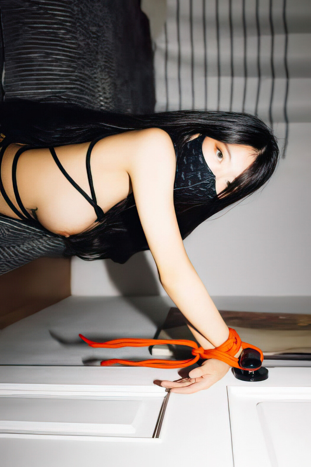 Mona 모나, Moon Night Snap &#8216;Black&#8217; Set.02