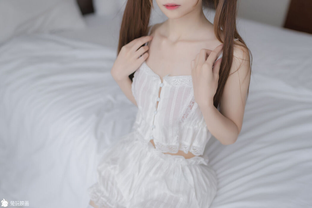 Coser@兔玩映画 Vol.058 白色双马尾
